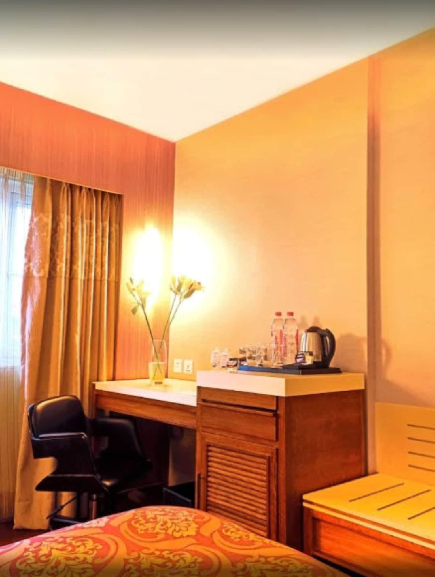 Hotel Bawa International Мумбаї Екстер'єр фото