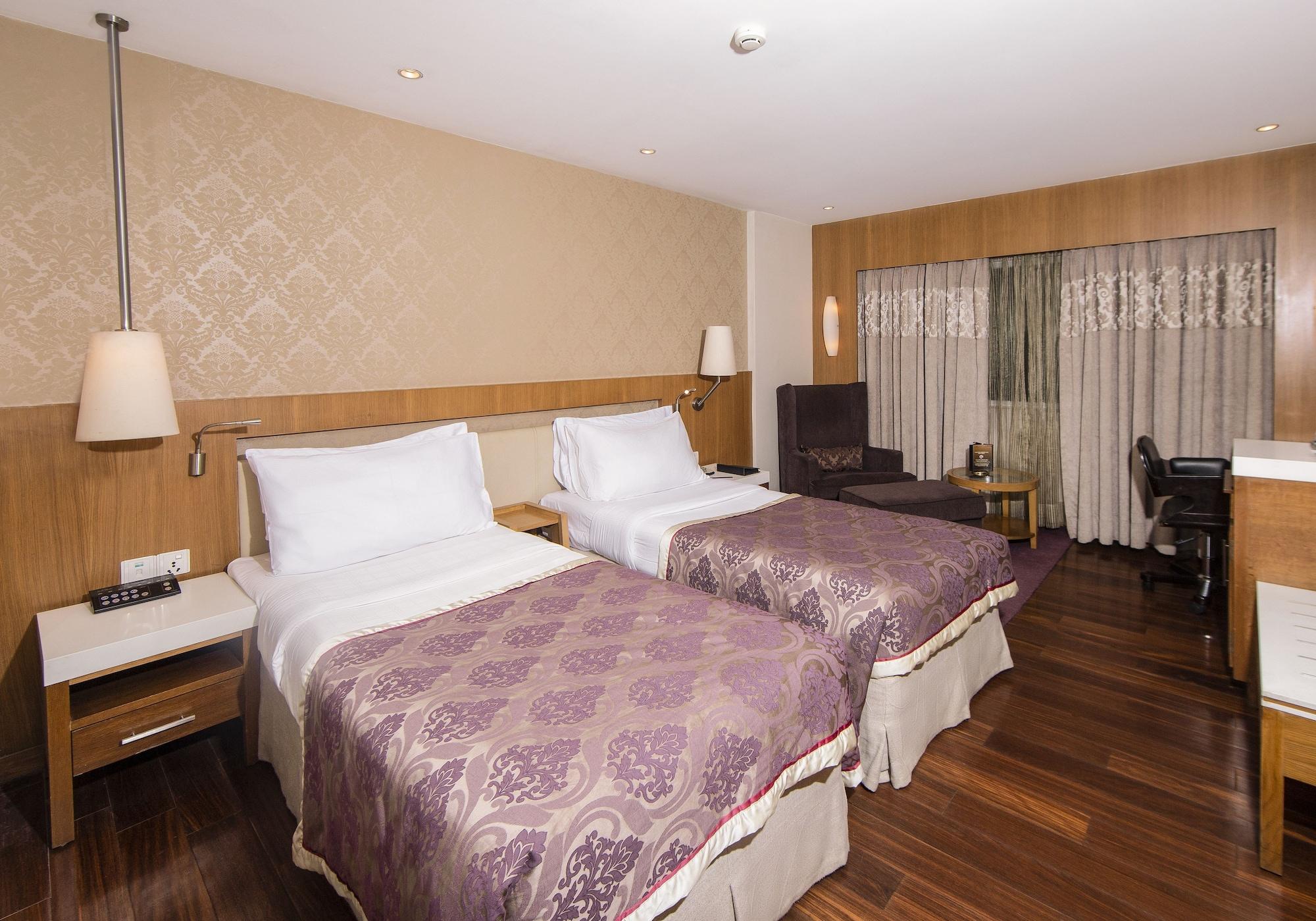 Hotel Bawa International Мумбаї Екстер'єр фото