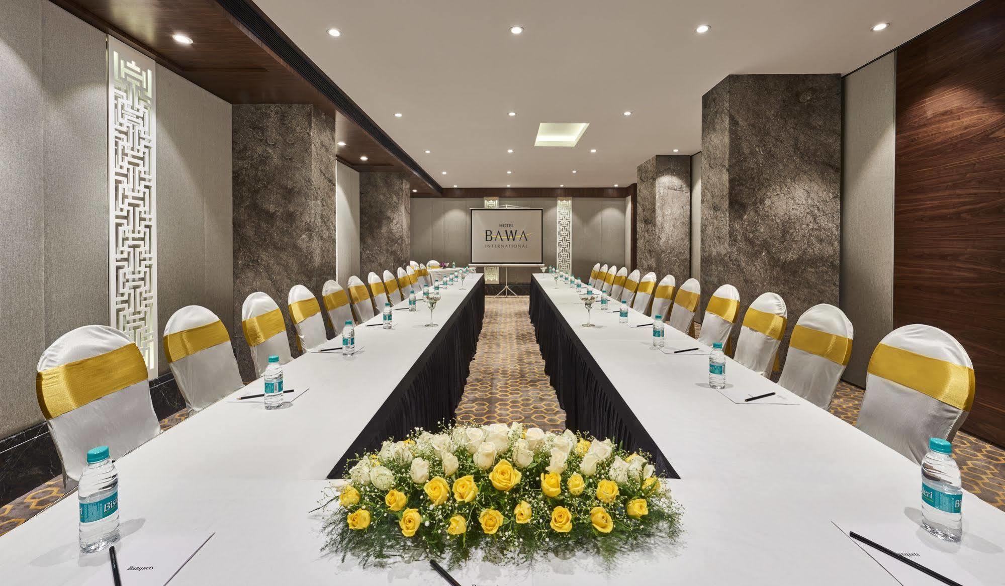 Hotel Bawa International Мумбаї Екстер'єр фото