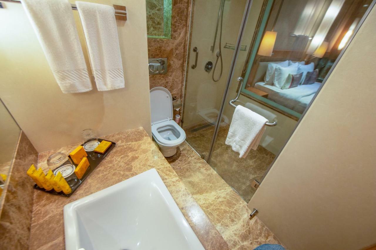 Hotel Bawa International Мумбаї Екстер'єр фото