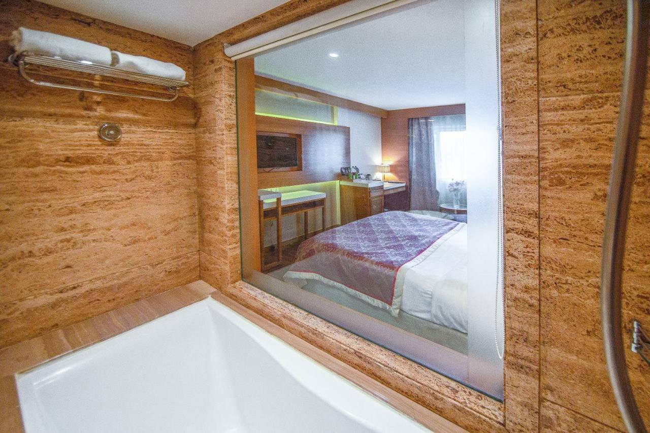 Hotel Bawa International Мумбаї Екстер'єр фото